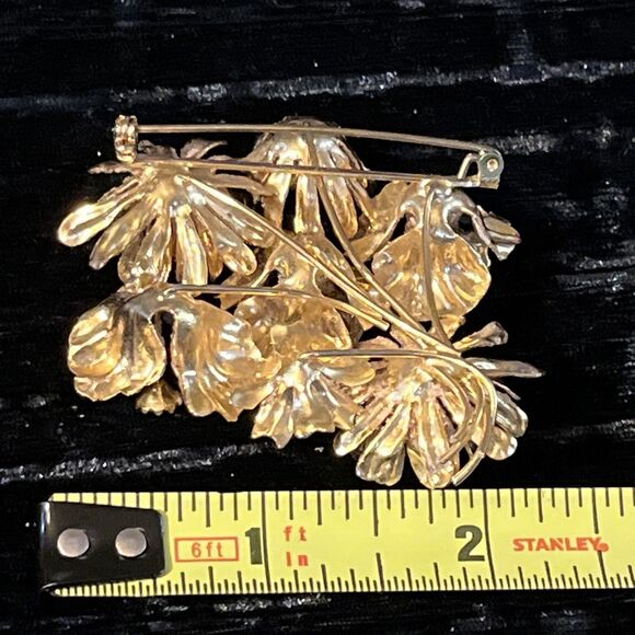 Vintage Made in Austria Aurora Borealis AB Rhinestone Gold Tone Floral Brooch - Picture 8 of 8